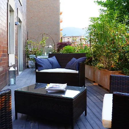 Apartman Myhomeincomo - Art Design *